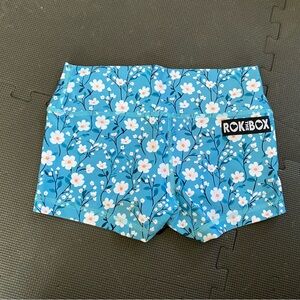 Rok the Box booty shorts, M.  NWT